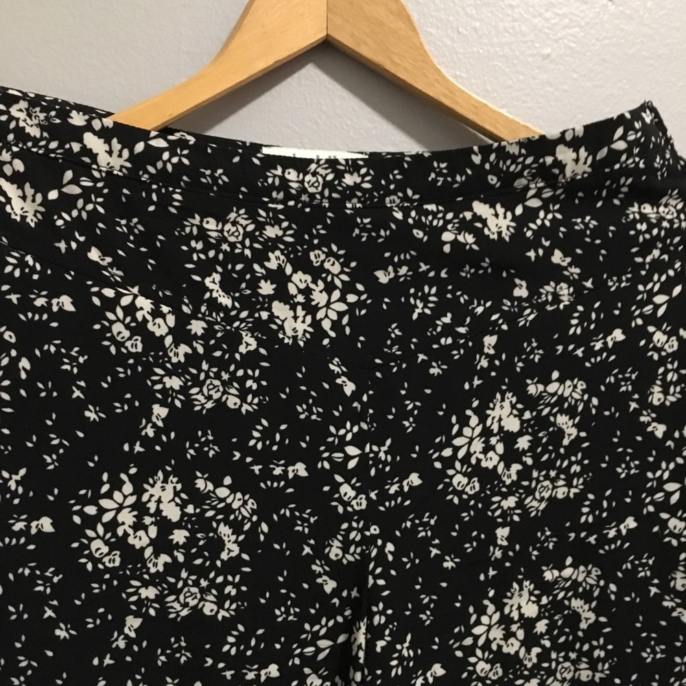 Black & white floral extra wide leg pants